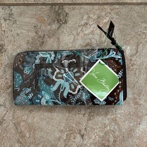 Vera Bradley Retired Travel Organizer Wallet in Java Blue Pattern
